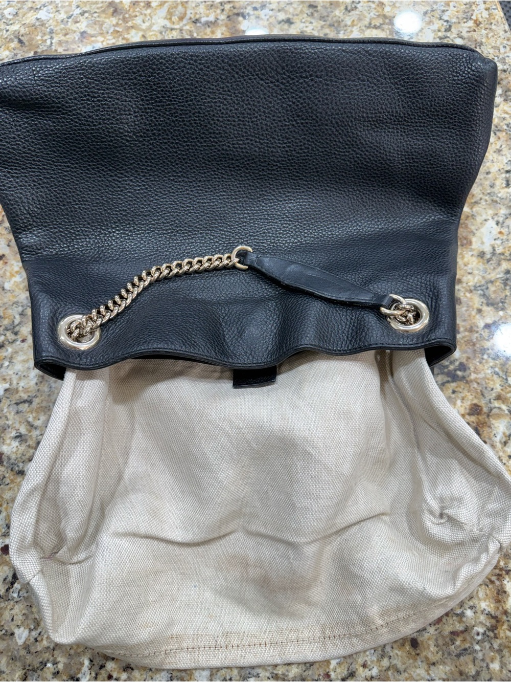 Gucci Soho bag 🖤 - Picture 10 of 12